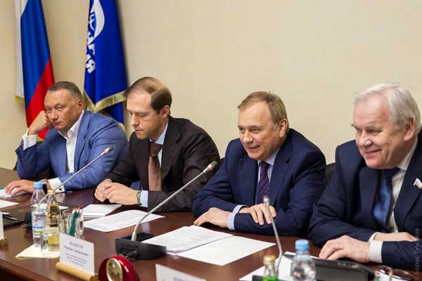 Дмитрий Савельев